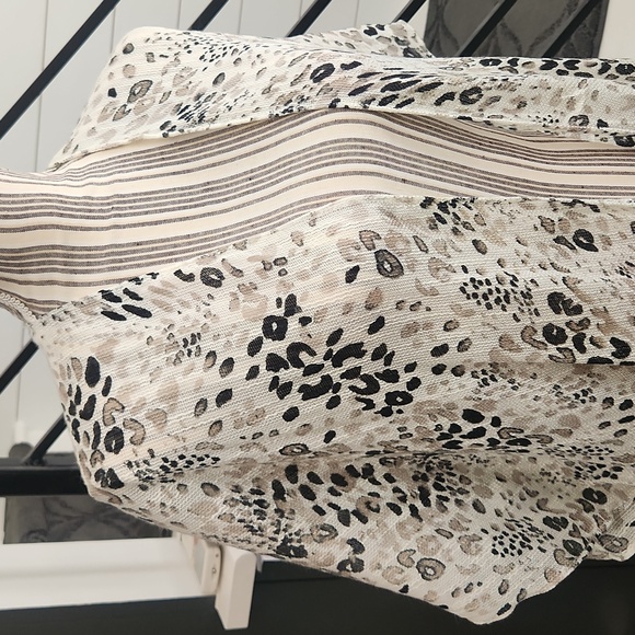 Wonderly Leopard Print Fringe Kimono - Picture 3 of 11